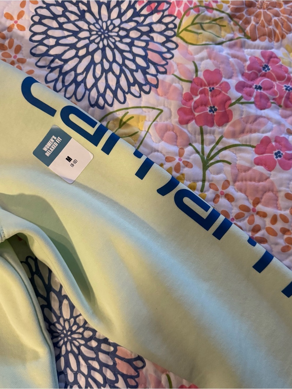 NWT medium women’s Carhartt hoodie sweatshirt - Picture 2 of 4